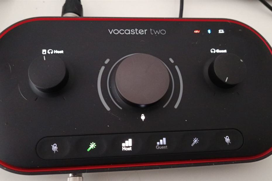 Focusrite Vocaster Two